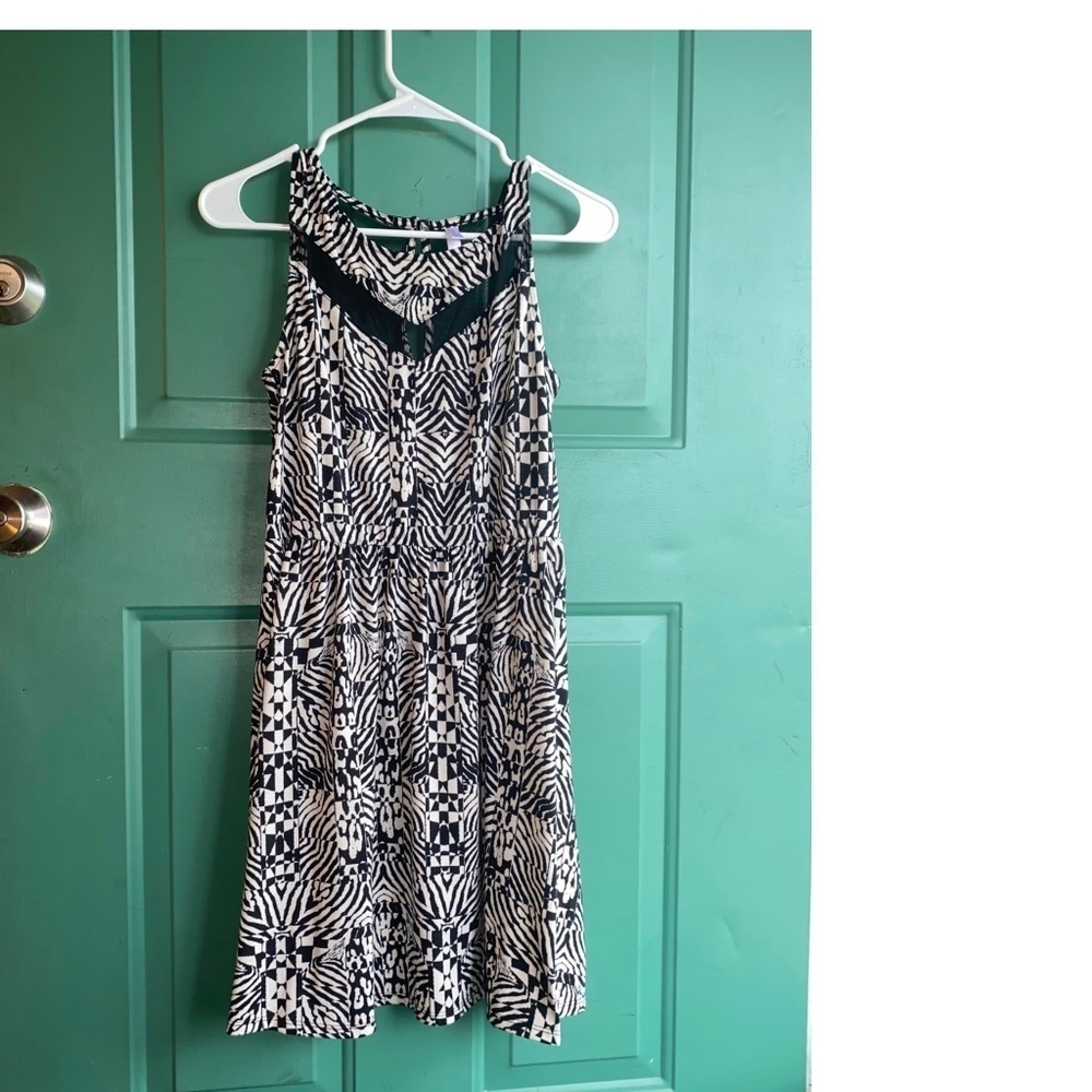 Xhilaration size medium ladies lightweight dress